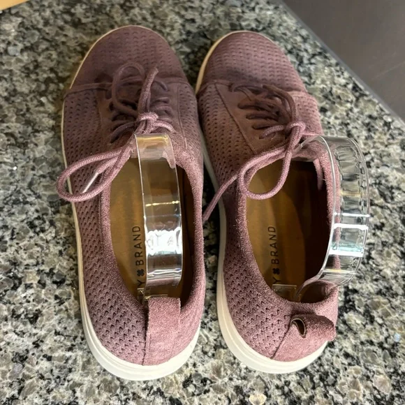 Lucky Brand LaWove Mauve Perforated Sneakers Size 9 - Picture 6 of 9